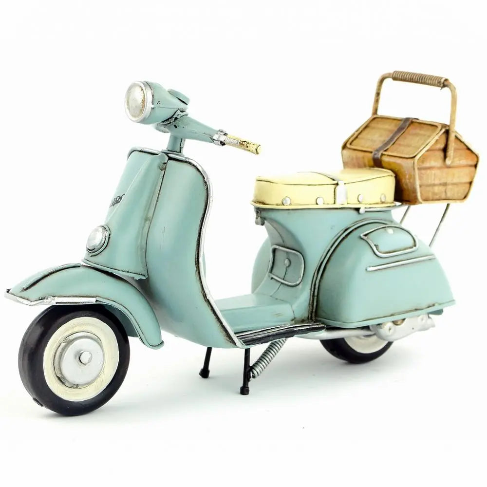 British Retro Style Handicraft Scooter