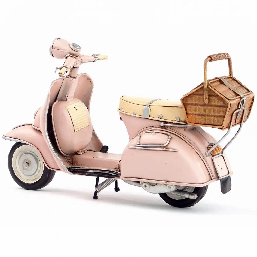 British Retro Style Handicraft Scooter