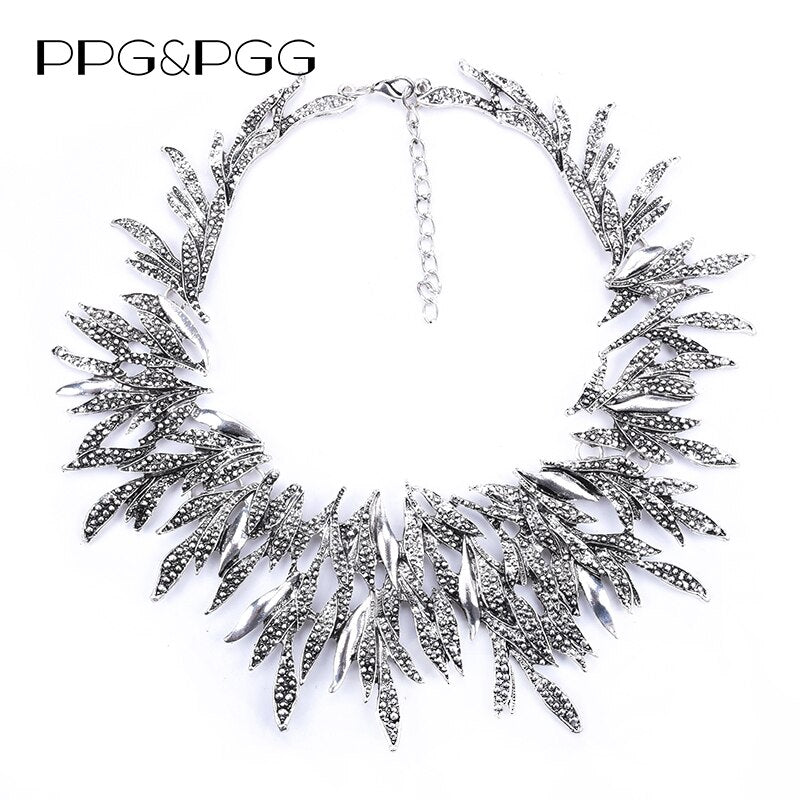 Metal Retro Starburst Statement Choker Necklace